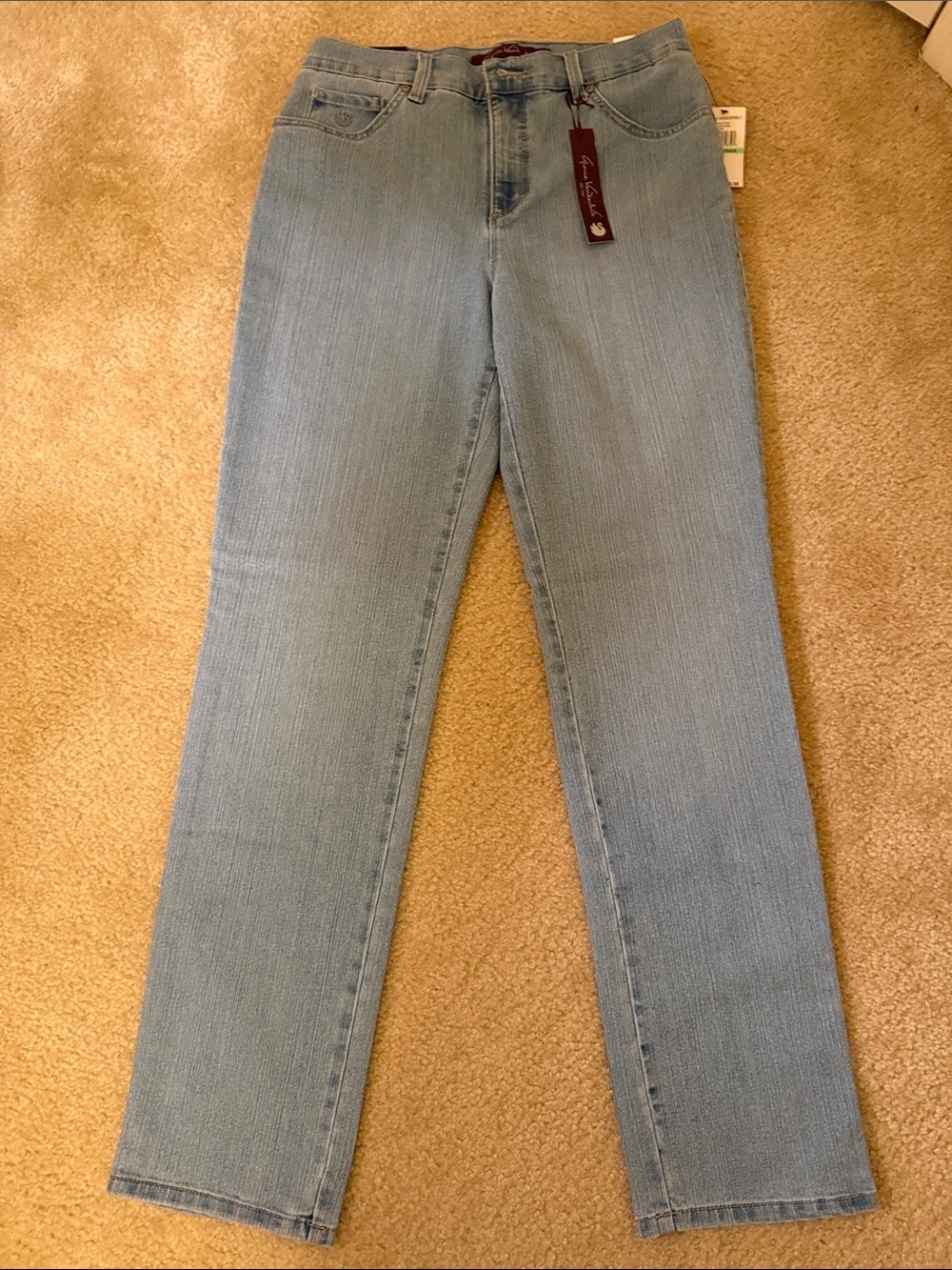 Gloria Vanderbilt Light Blue Women's Straight-Leg Jeans